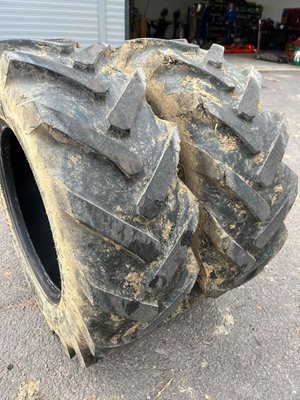 Pneu agricole BKT 10.5/80-18 - 1
