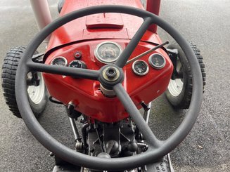 Tracteur agricole Massey Ferguson 42 - 6